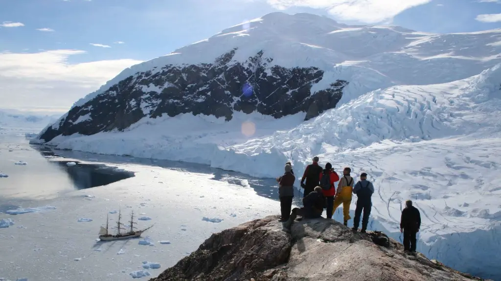 Hiking Antartica by sailboat.webp