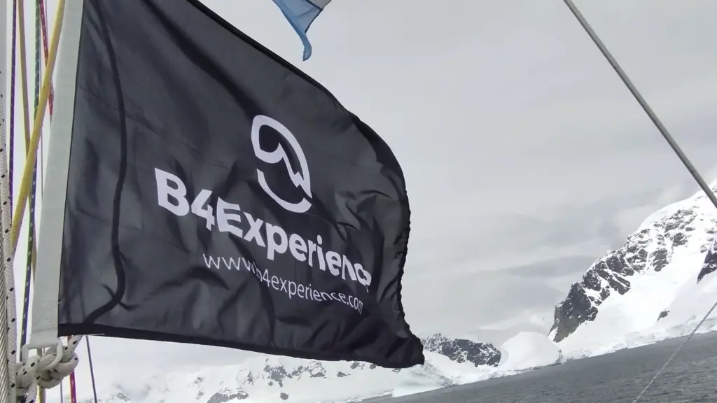 B4Experience Antartica sailing trip.webp