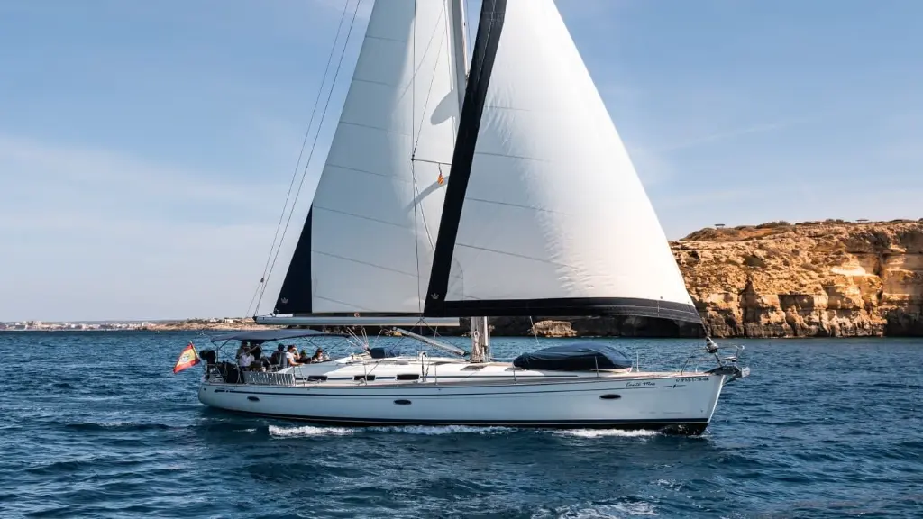 Sailboat Mallorca Psicobloc.webp
