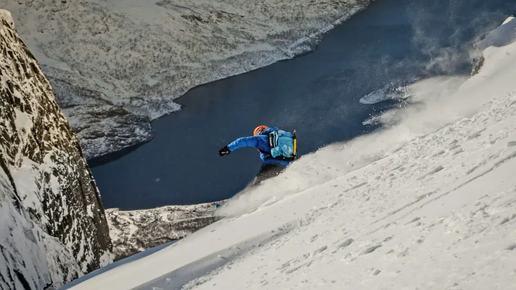 norway ski arctic.webp