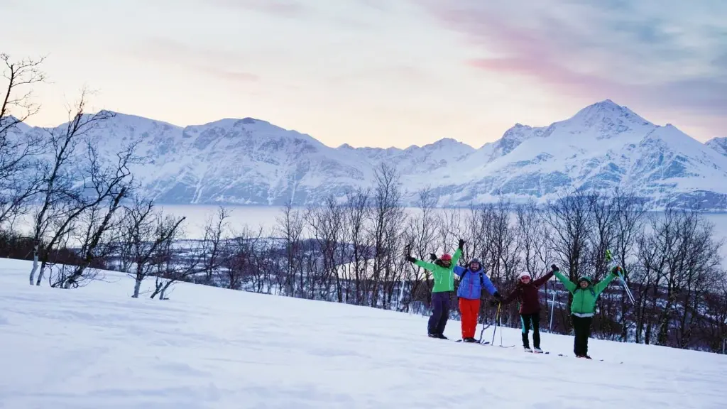 Skiing Norway in a group.webp