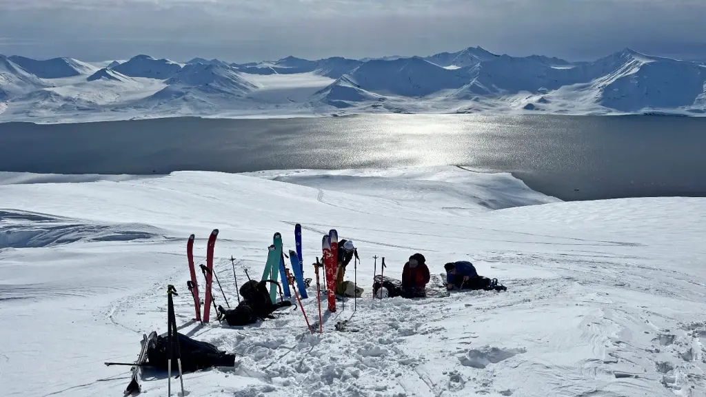 svalbard skiing and loneliness.webp