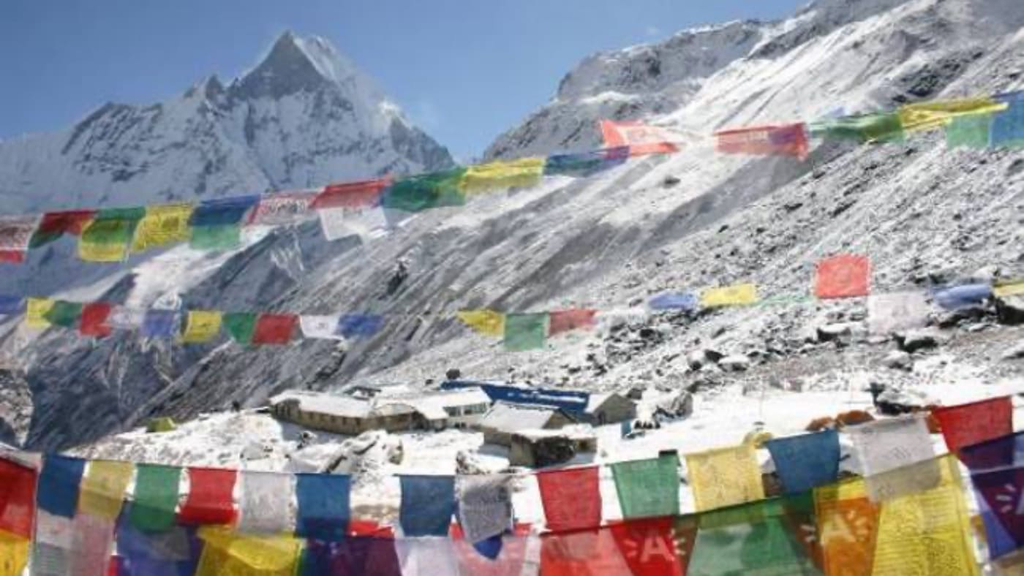 Annapurna BC trek all levels.webp