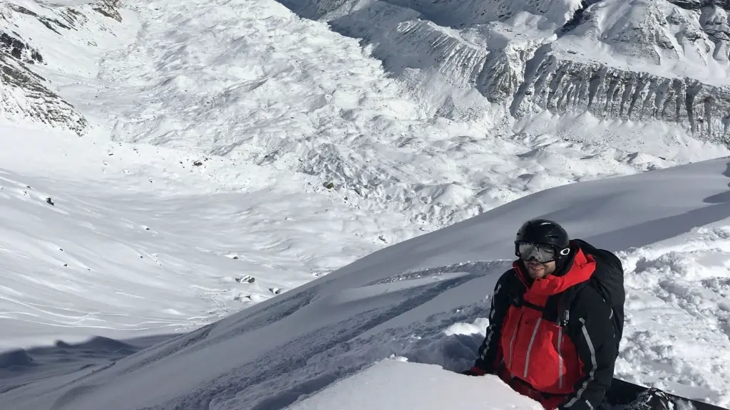 snowboard nepal.webp