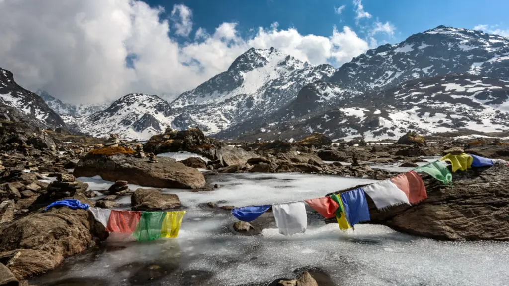 nepal trekking langtang all levels.webp