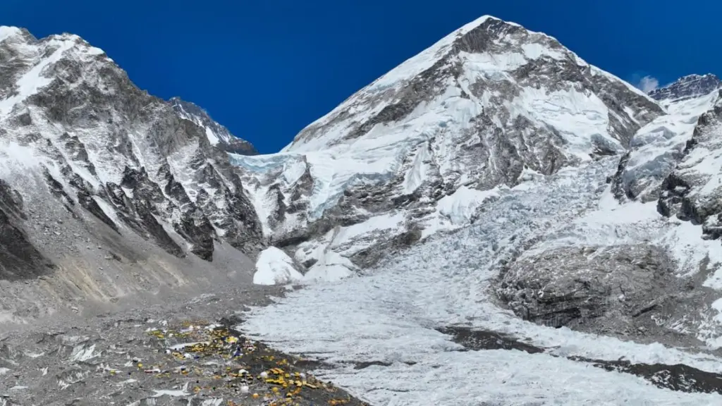 How is Everest Base Camp.webp