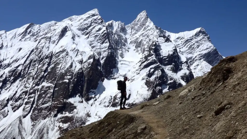 Manaslu Trekking.webp